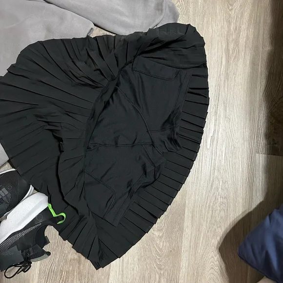 Large mini short-skirt - Picture 5 of 5